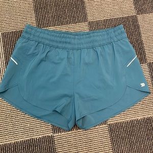 All in Motion Mid-Rise Run Shorts (XL)